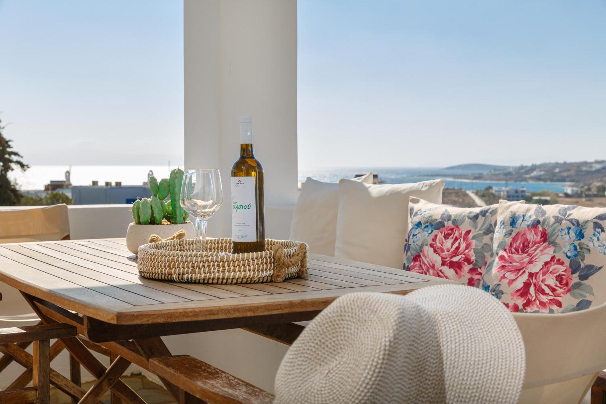 Chloe Home Piso Livadi Exterior foto